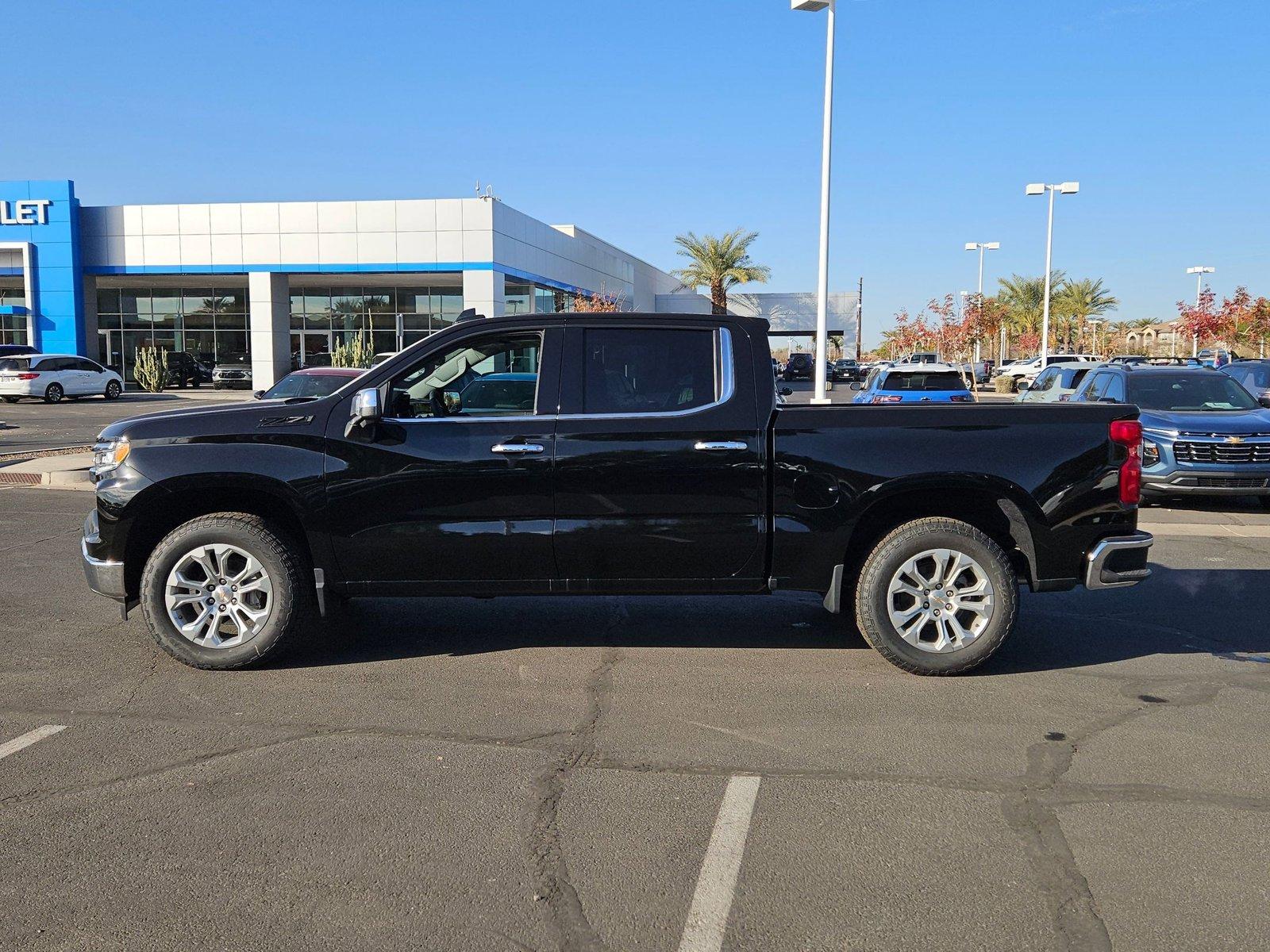 2025 Chevrolet Silverado 1500 Vehicle Photo in GILBERT, AZ 85297-0446