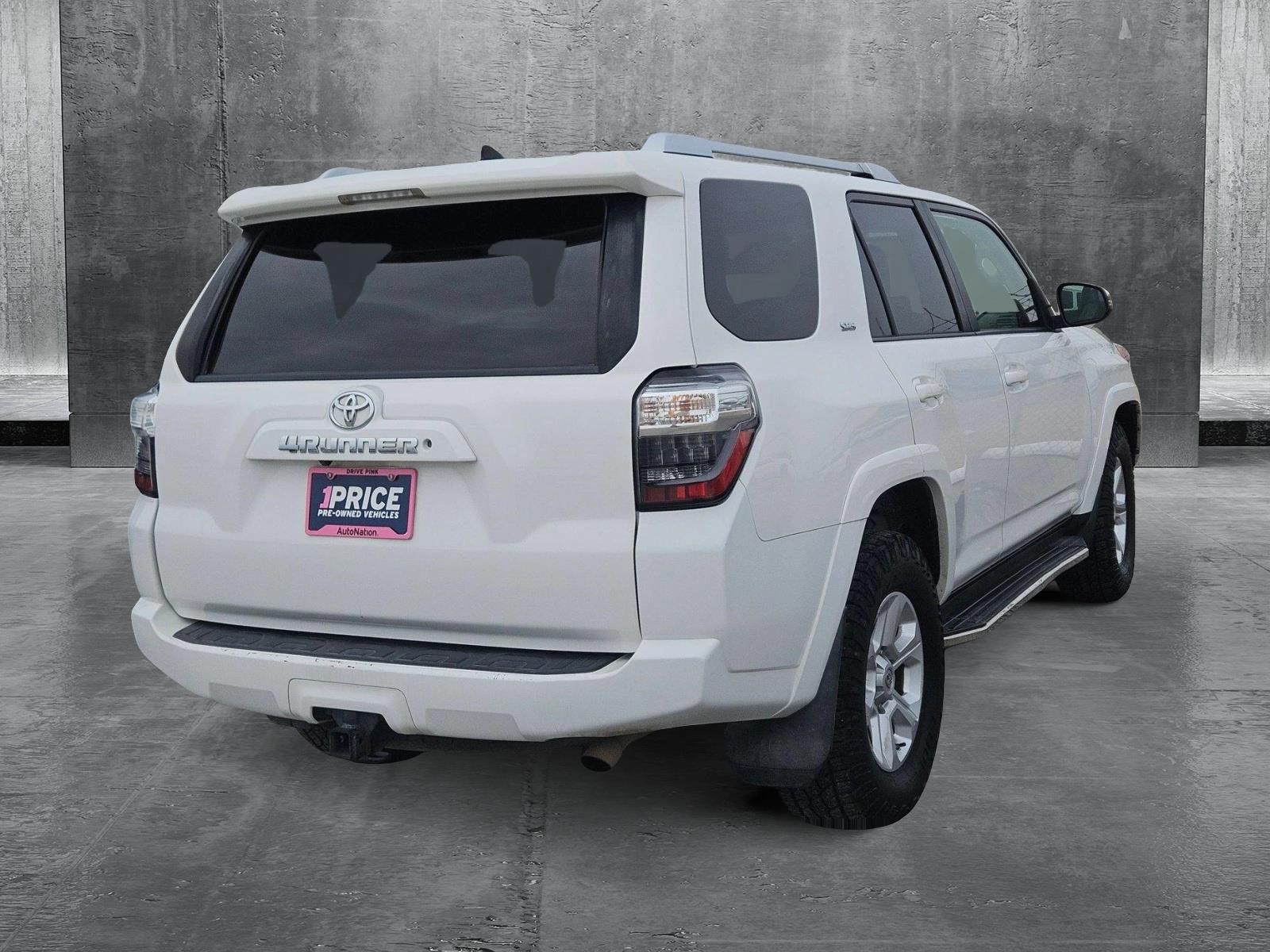 2016 Toyota 4Runner Vehicle Photo in NORTH RICHLAND HILLS, TX 76180-7199