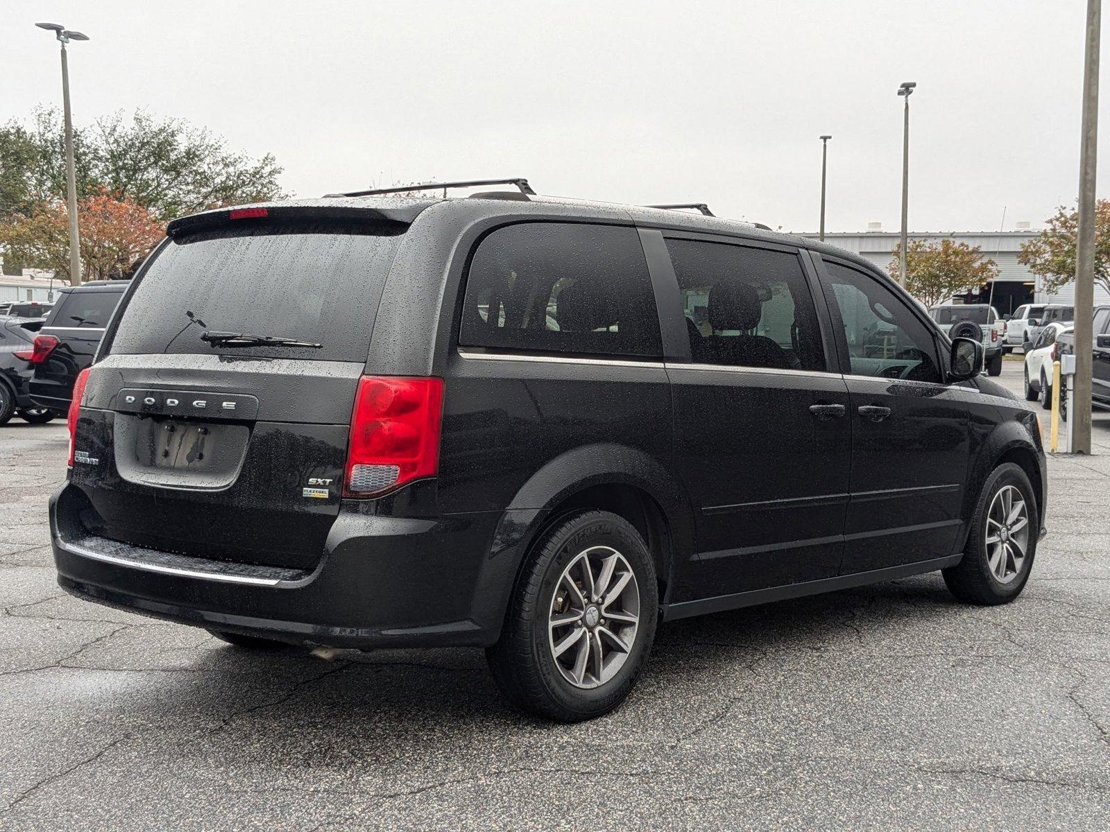 2017 Dodge Grand Caravan Vehicle Photo in St. Petersburg, FL 33713