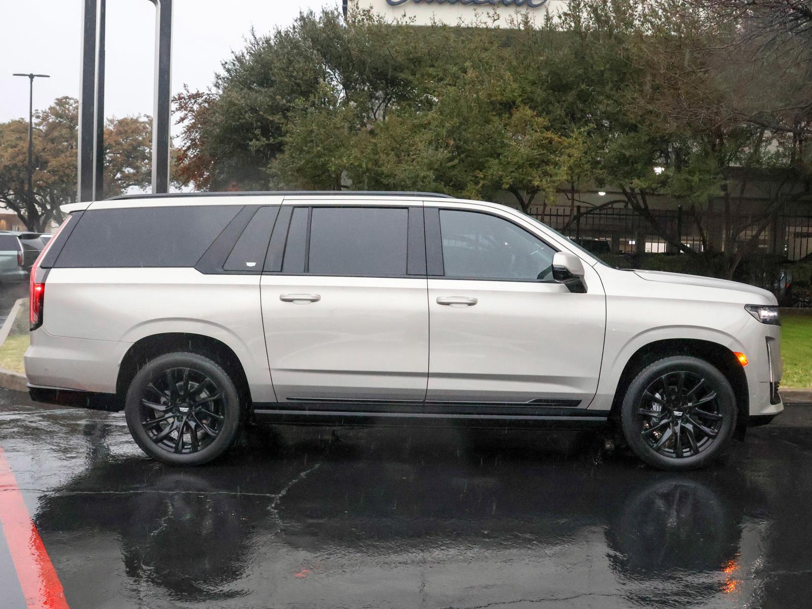 2023 Cadillac Escalade ESV Vehicle Photo in DALLAS, TX 75209-3095