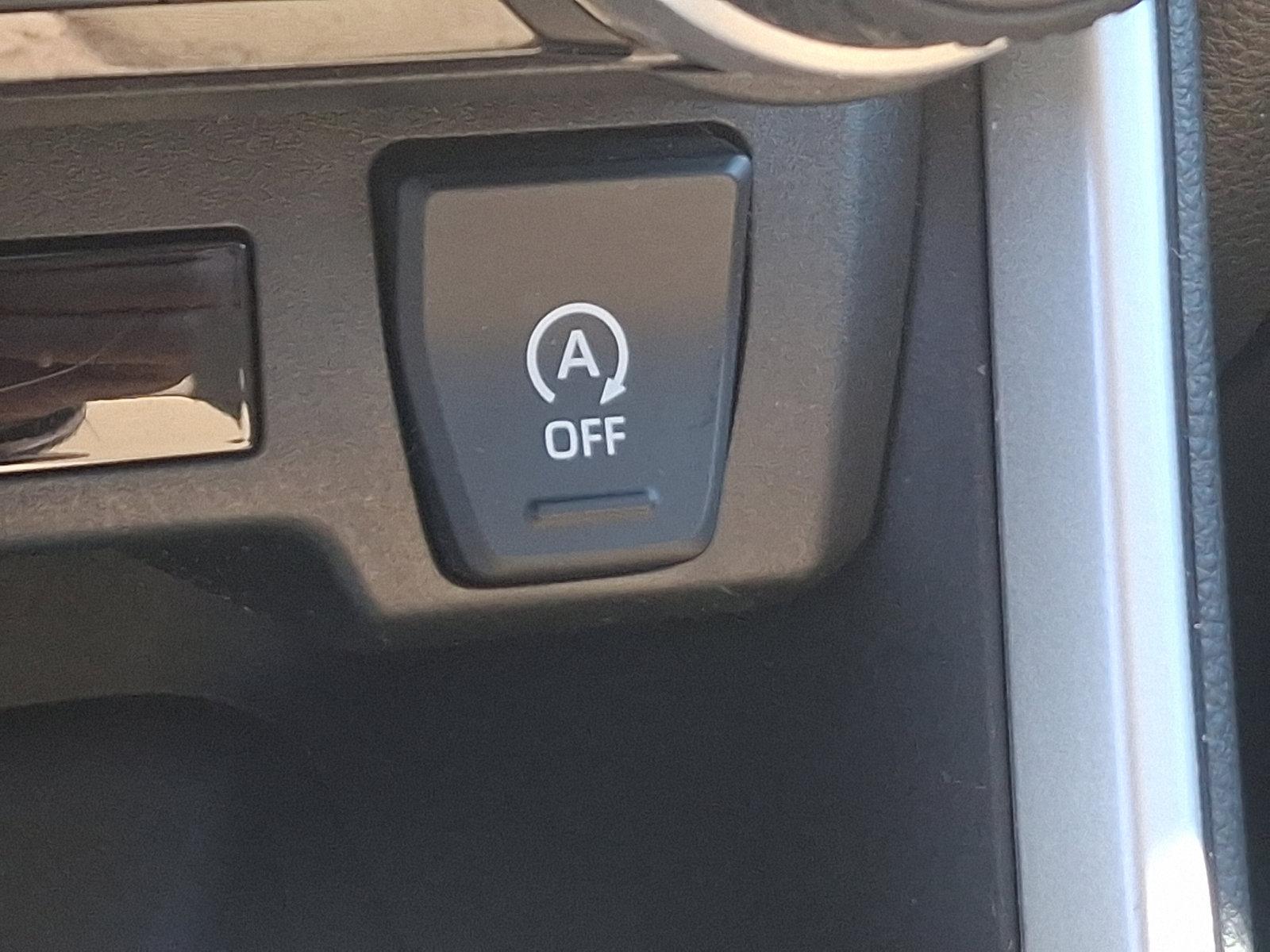 2022 Toyota RAV4 Vehicle Photo in Trevose, PA 19053