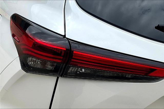 2022 Toyota Highlander Vehicle Photo in Houston, TX 77007