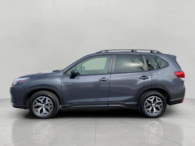 2022 Subaru Forester Vehicle Photo in Oshkosh, WI 54904