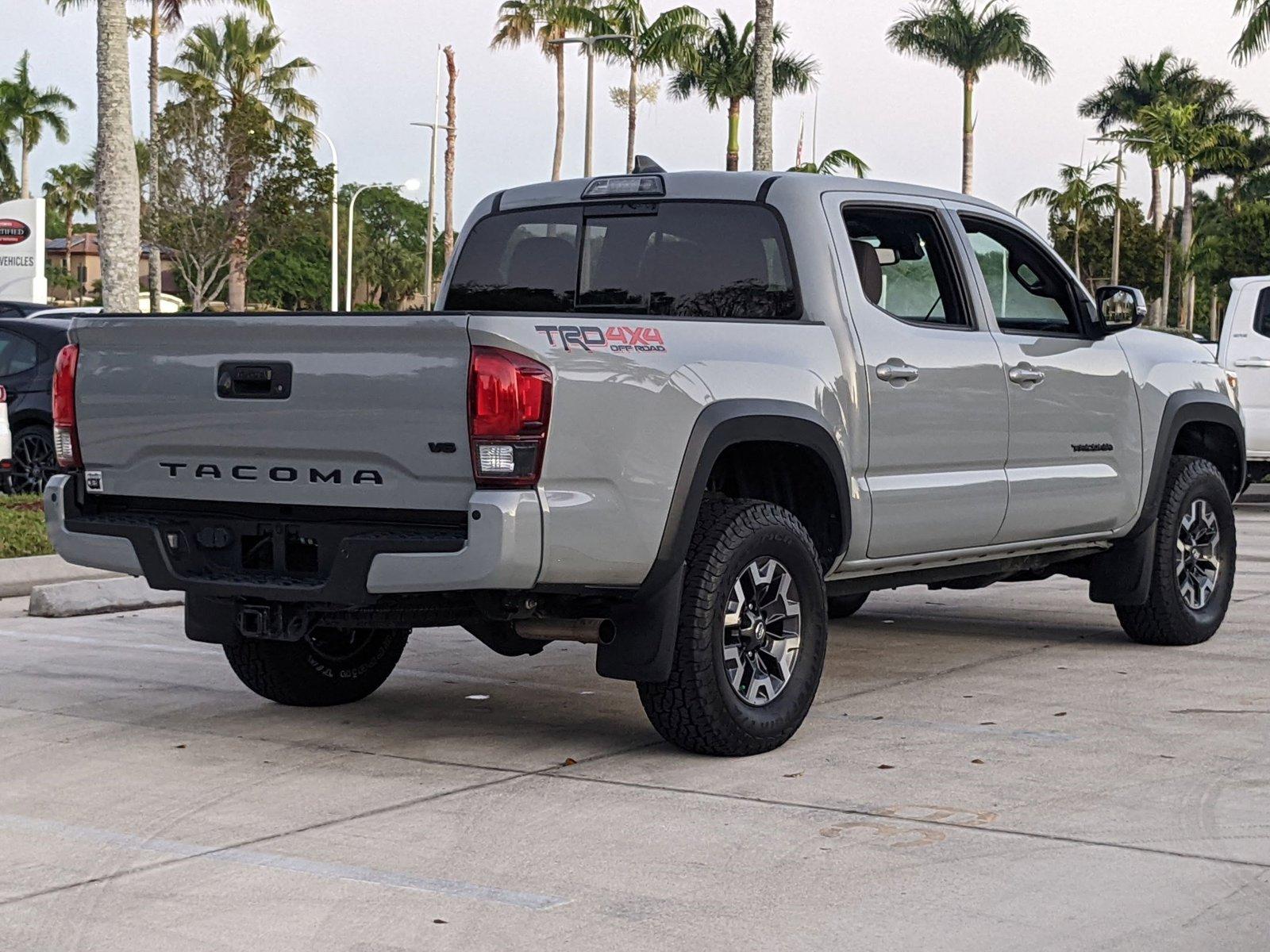 2019 Toyota Tacoma 4WD Vehicle Photo in Davie, FL 33331