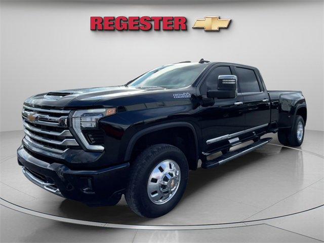 2024 Chevrolet Silverado 3500 HD Vehicle Photo in THOMPSONTOWN, PA 17094-9014