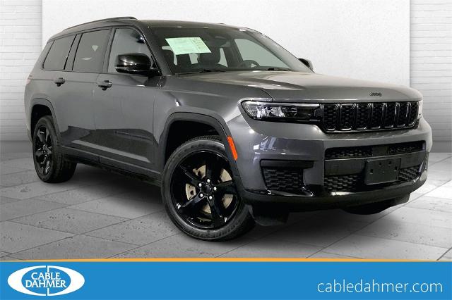2023 Jeep Grand Cherokee L Vehicle Photo in Lees Summit, MO 64086