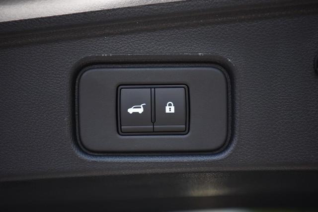 2025 Nissan Pathfinder Vehicle Photo in Ballwin, MO 63011