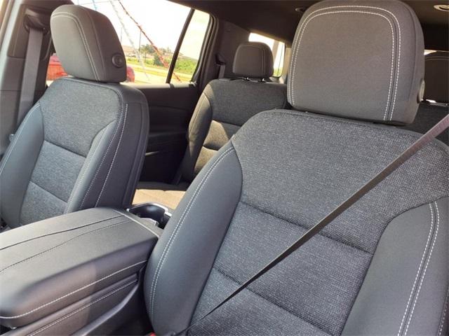 2025 Chevrolet Traverse Vehicle Photo in ELGIN, TX 78621-4245