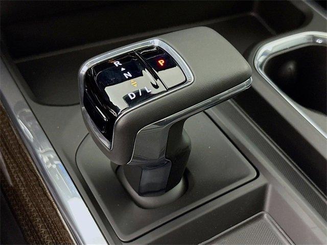 2025 Chevrolet Silverado 1500 Vehicle Photo in PUYALLUP, WA 98371-4149