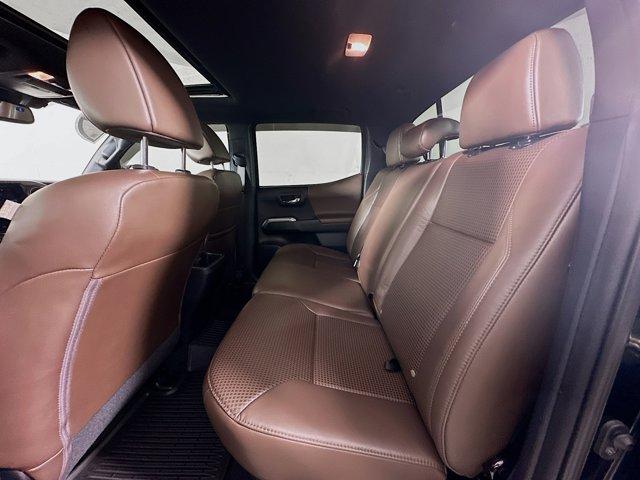2018 Toyota Tacoma Vehicle Photo in Flemington, NJ 08822
