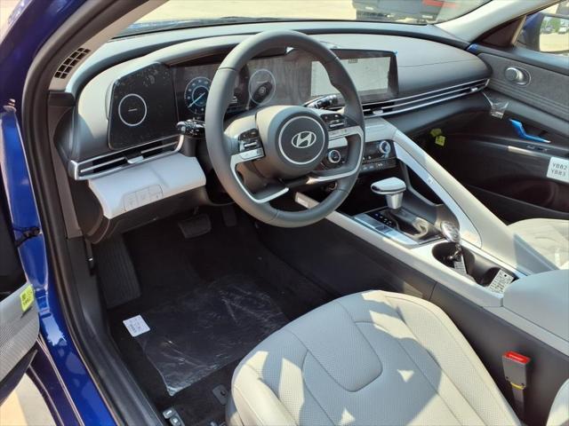 2025 Hyundai ELANTRA Hybrid Vehicle Photo in Peoria, IL 61615