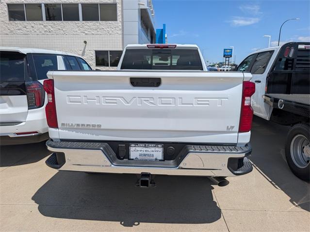 2025 Chevrolet Silverado 3500 HD Vehicle Photo in ENGLEWOOD, CO 80113-6708