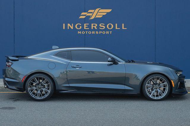 2022 Chevrolet Camaro Vehicle Photo in DANBURY, CT 06810-5034