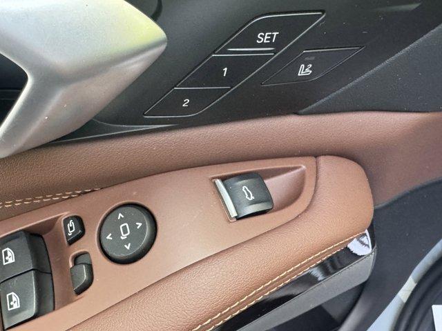 2025 BMW X5 M60i Vehicle Photo in LEOMINSTER, MA 01453-2952