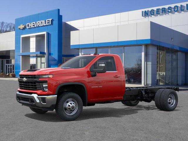 2025 Chevrolet Silverado 3500 HD Chassis Cab Vehicle Photo in DANBURY, CT 06810-5034