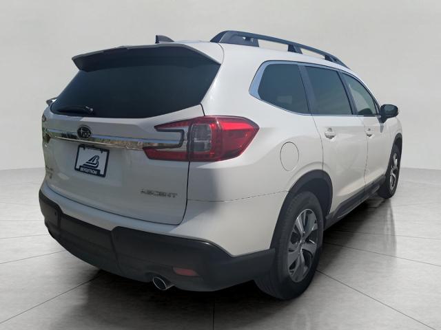 2024 Subaru Ascent Vehicle Photo in Green Bay, WI 54304