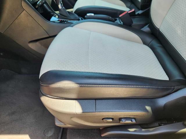 2022 Buick Encore Vehicle Photo in DENTON, TX 76210-9321