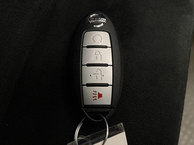 2015 Nissan Pathfinder Vehicle Photo in Appleton, WI 54913