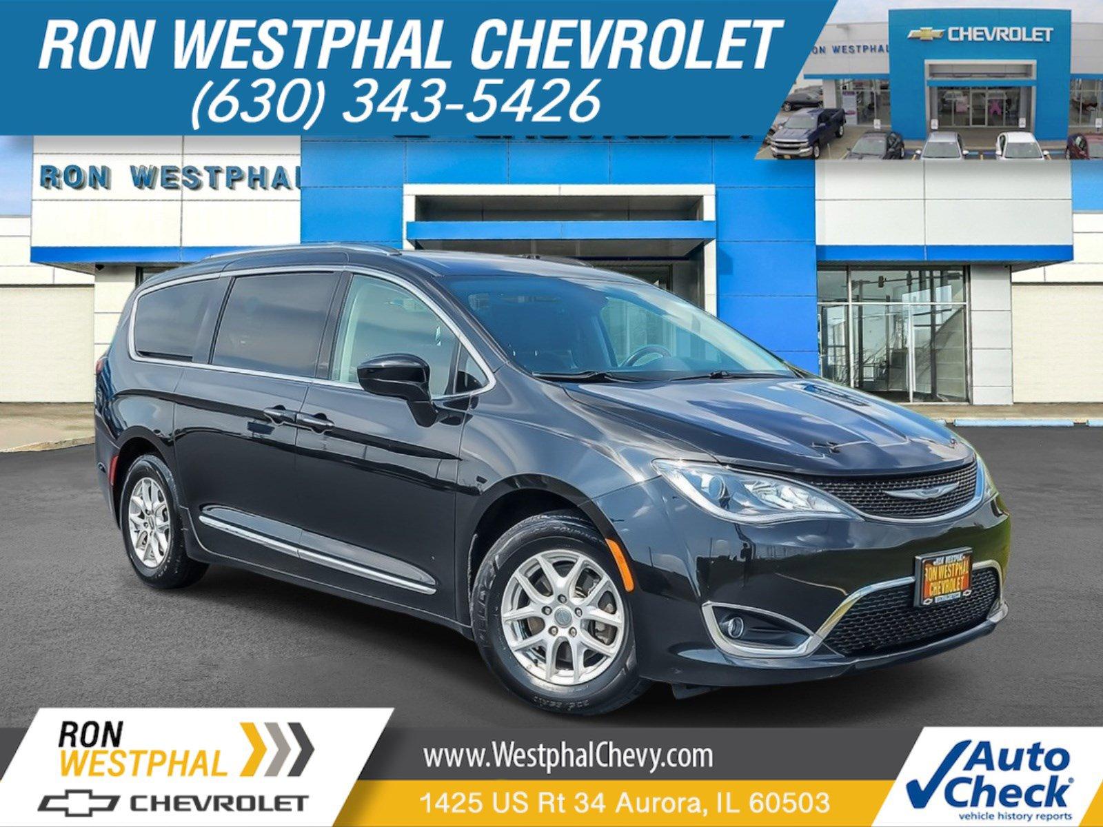 2020 Chrysler Pacifica Vehicle Photo in AURORA, IL 60503-9326