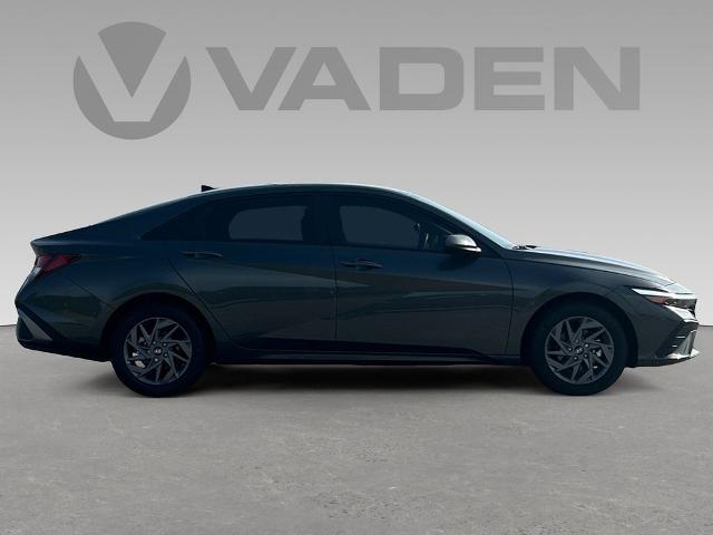 2024 Hyundai ELANTRA Vehicle Photo in Brunswick, GA 31525