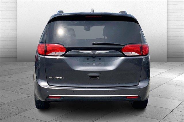 2018 Chrysler Pacifica Vehicle Photo in INDEPENDENCE, MO 64055-1377