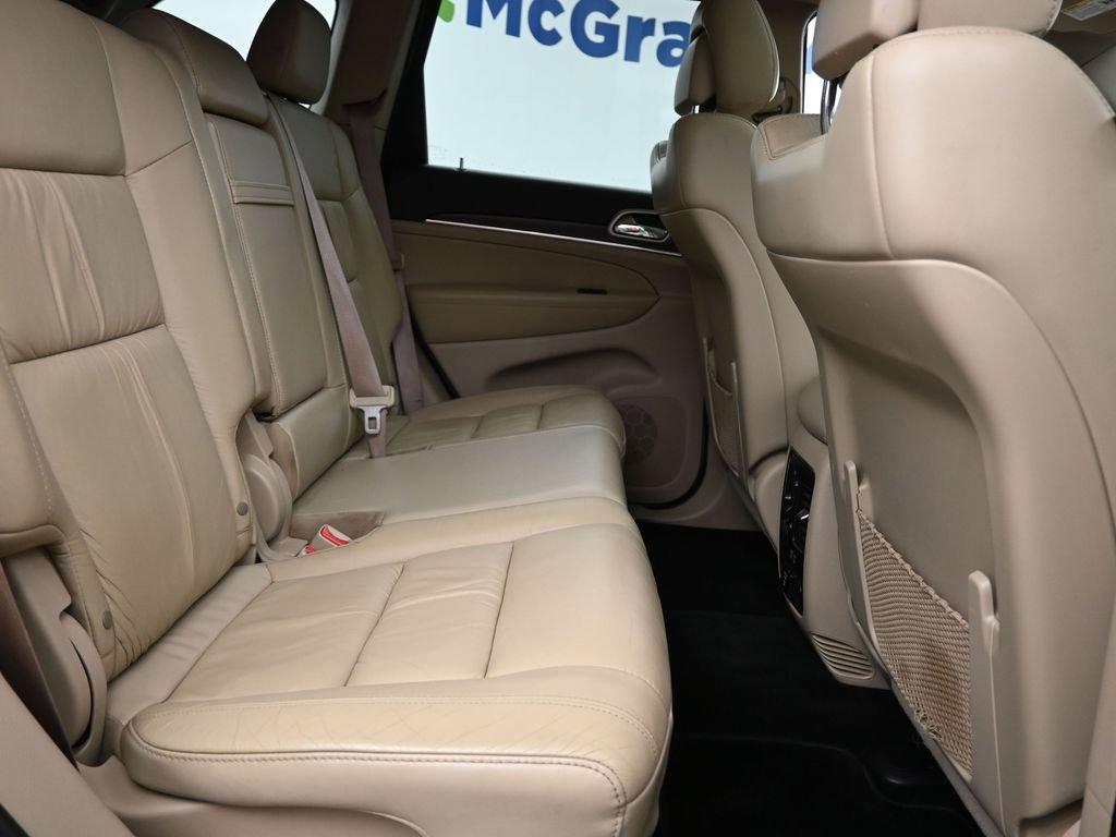 2014 Jeep Grand Cherokee Vehicle Photo in Marion, IA 52302
