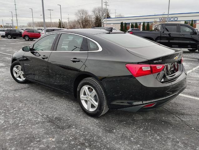 2024 Chevrolet Malibu Vehicle Photo in GREEN BAY, WI 54304-5303