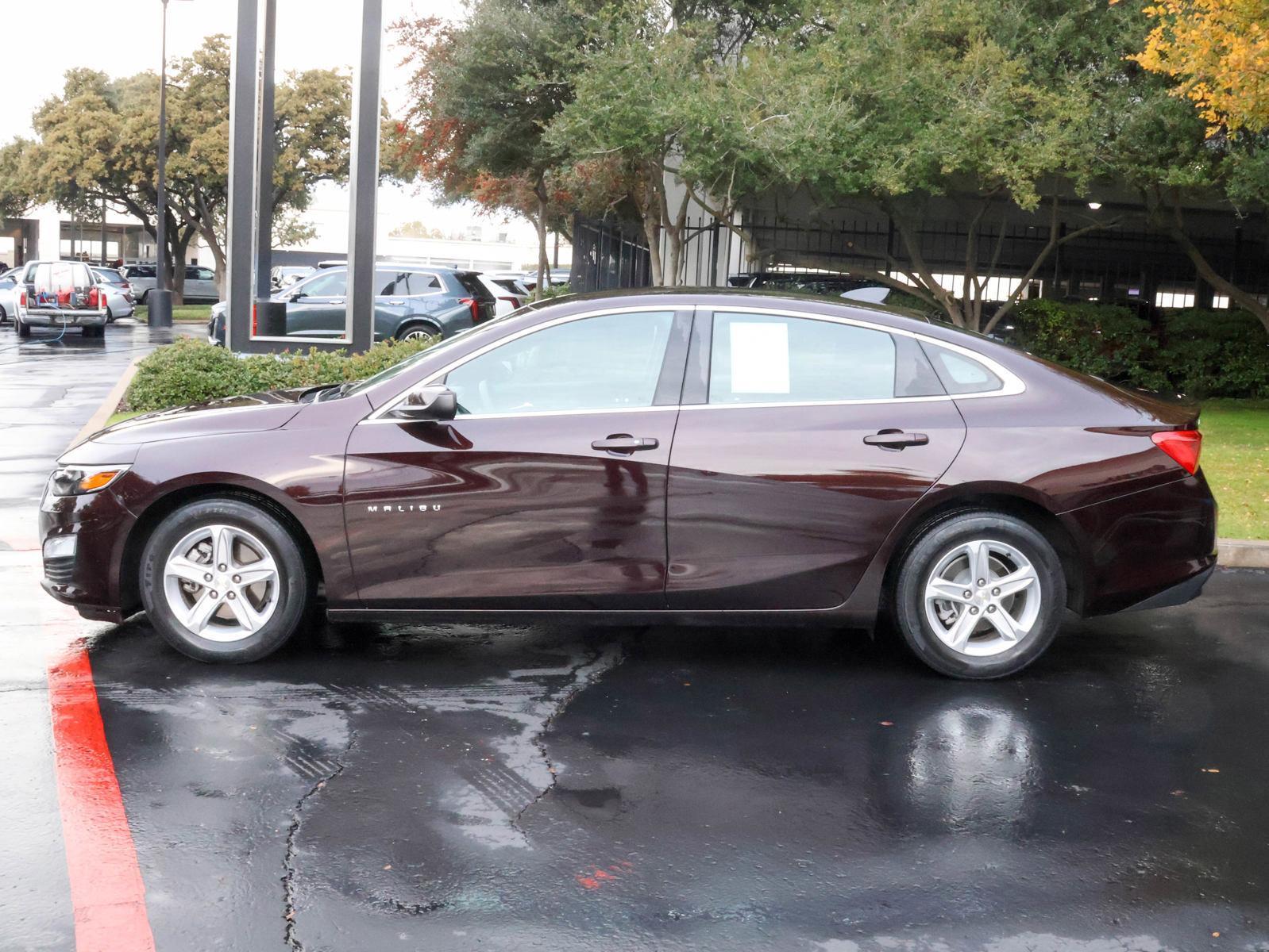 2021 Chevrolet Malibu Vehicle Photo in DALLAS, TX 75209-3095