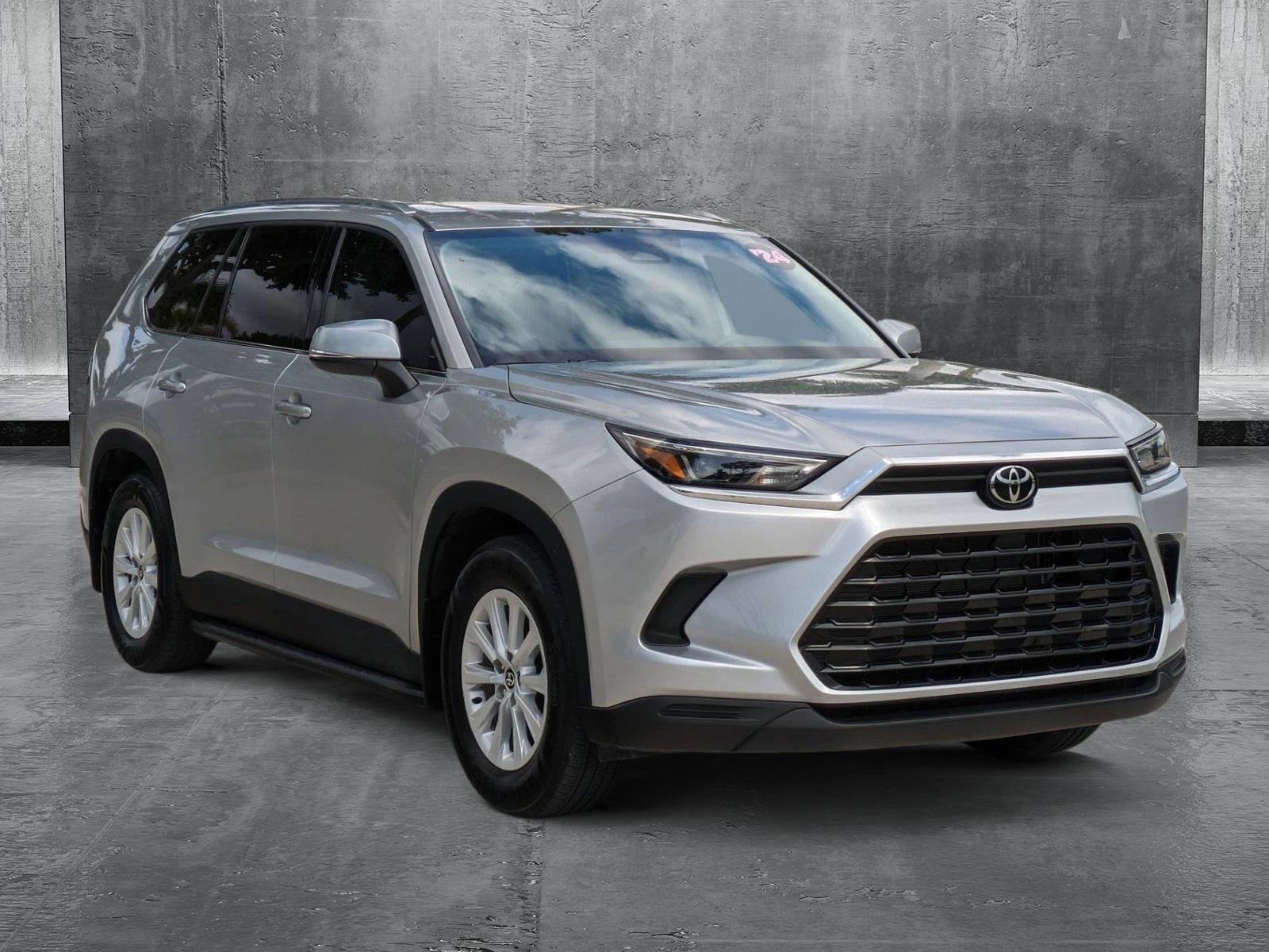 2024 Toyota Grand Highlander Vehicle Photo in Davie, FL 33331