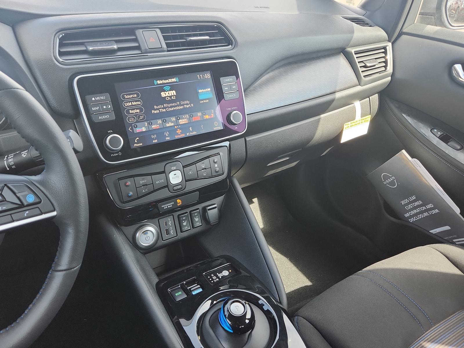 2025 Nissan LEAF Vehicle Photo in Albuquerque, NM 87110