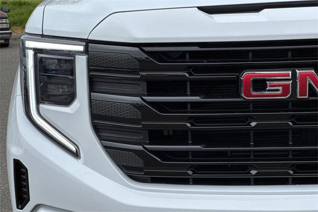 2023 GMC Sierra 1500 Vehicle Photo in ELK GROVE, CA 95757-8703
