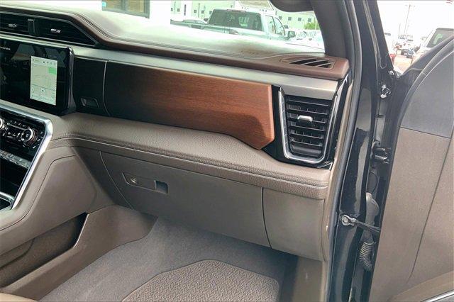 2025 GMC Sierra 3500 HD Vehicle Photo in INDEPENDENCE, MO 64055-1377