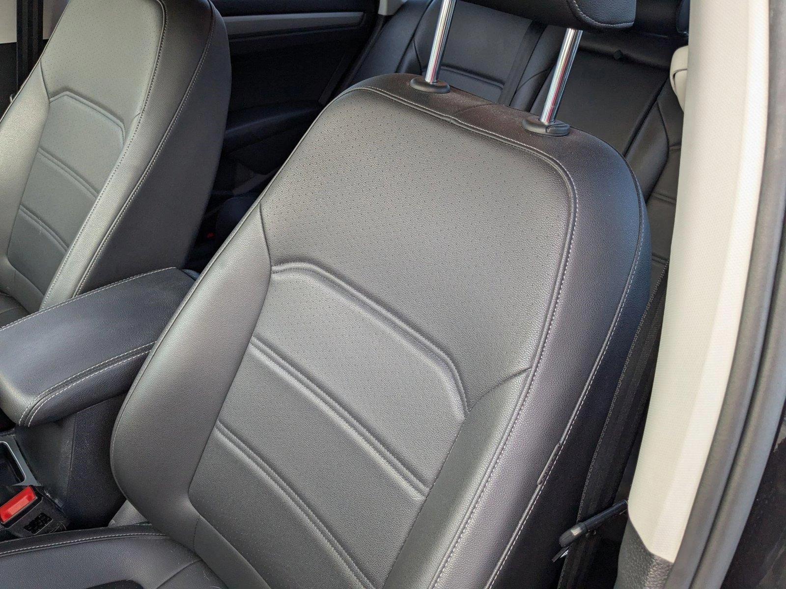 2020 Volkswagen Passat Vehicle Photo in PEMBROKE PINES, FL 33024-6534