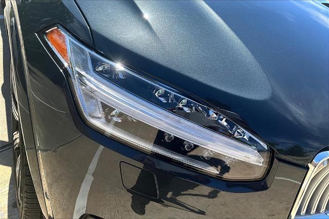 2022 Volvo XC90 Vehicle Photo in Houston, TX 77007