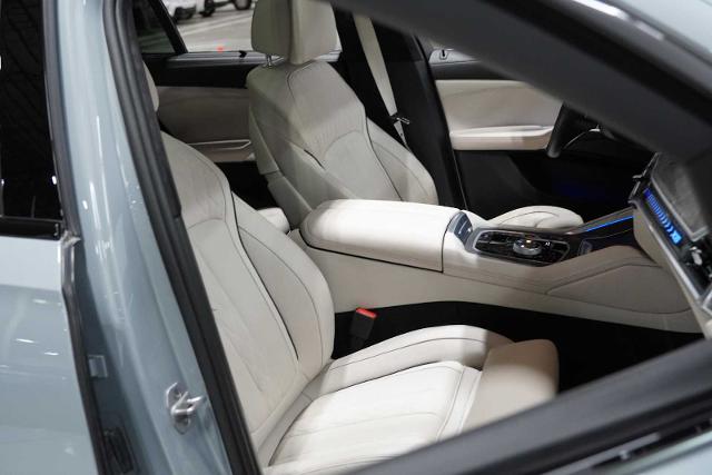 2024 BMW X6 xDrive40i Vehicle Photo in GRAPEVINE, TX 76051