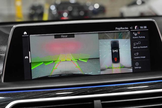 2022 BMW 750i xDrive Vehicle Photo in GRAPEVINE, TX 76051