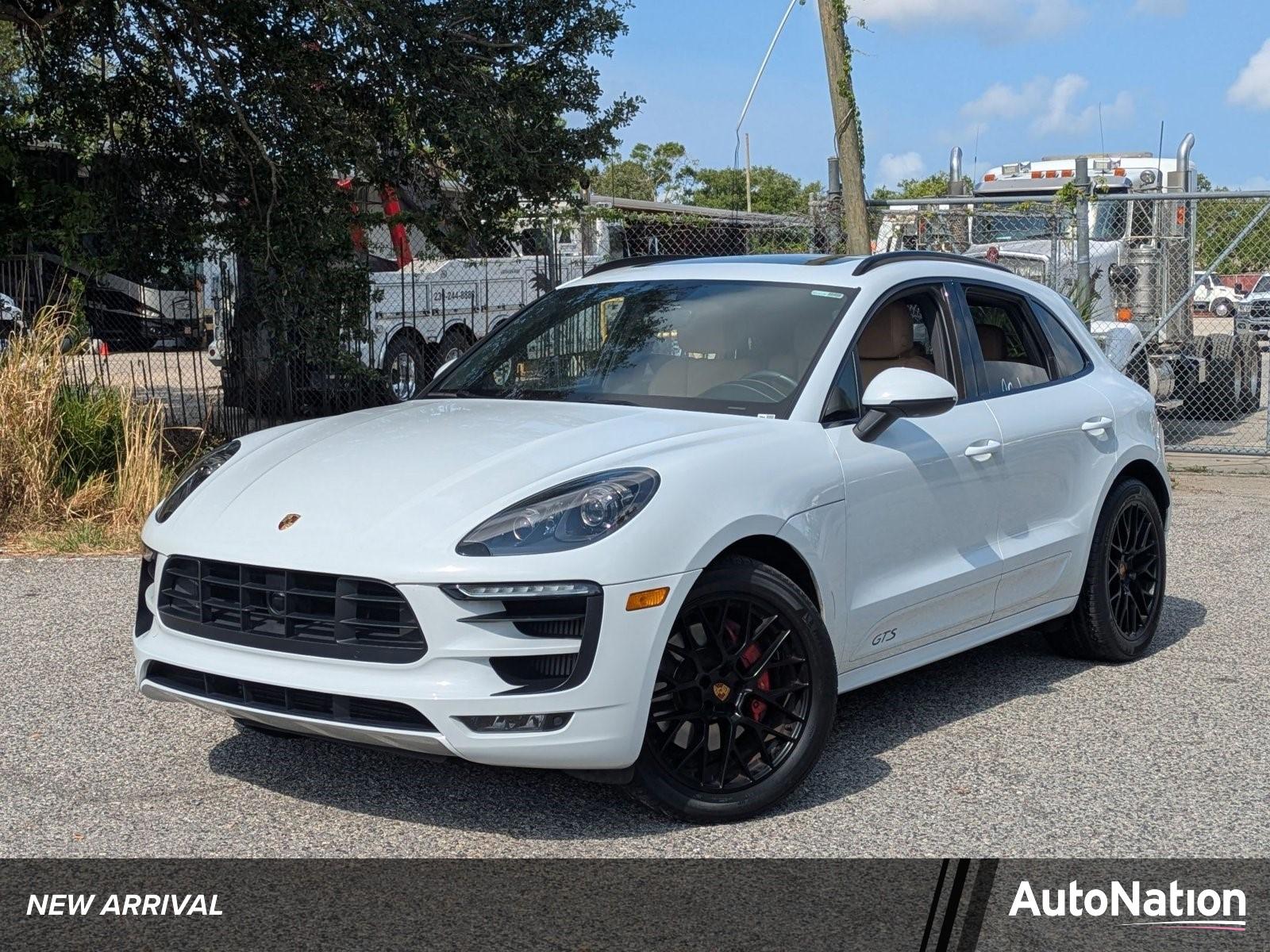 2018 Porsche Macan Vehicle Photo in Sarasota, FL 34231