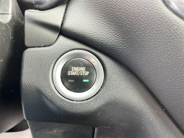 2020 Chevrolet Equinox Vehicle Photo in TULLY, NY 13159-3159