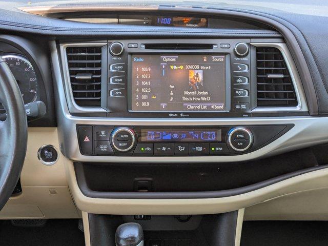 2015 Toyota Highlander Vehicle Photo in BRUNSWICK, GA 31525-1881