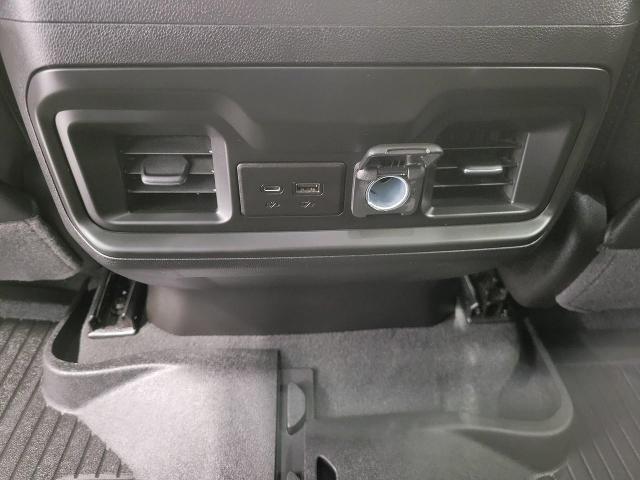 2021 Chevrolet Silverado 1500 Vehicle Photo in APPLETON, WI 54914-4656