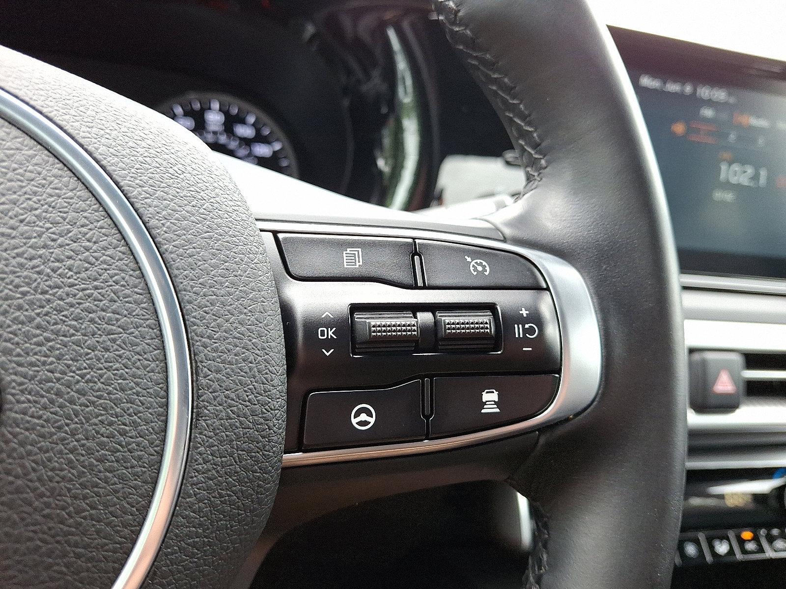 2021 Kia K5 Vehicle Photo in Willow Grove, PA 19090