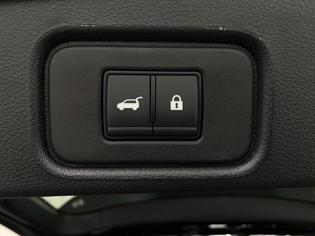 2025 Nissan Pathfinder Vehicle Photo in Appleton, WI 54913