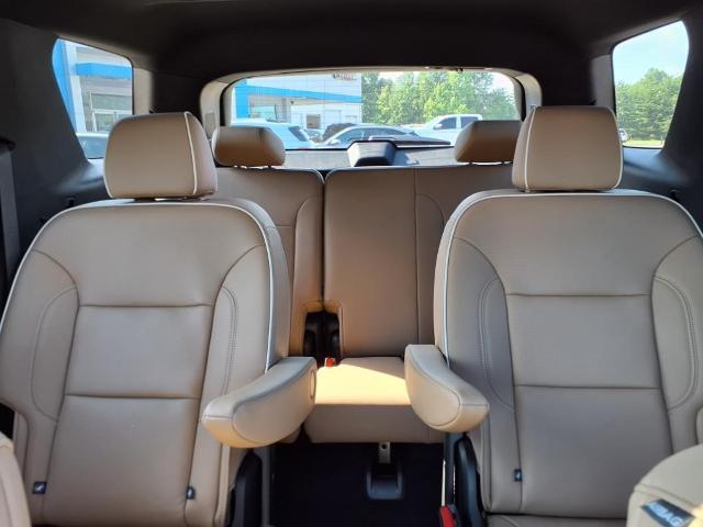 2023 Chevrolet Traverse Vehicle Photo in ROXBORO, NC 27573-6143