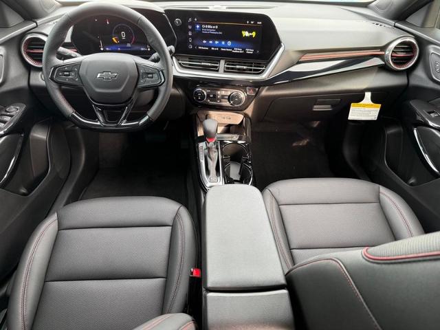 2025 Chevrolet Trax Vehicle Photo in COLUMBIA, MO 65203-3903