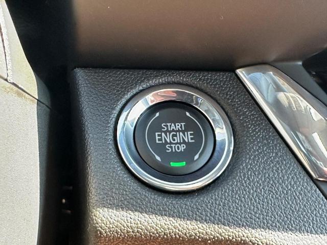 2025 Buick Envista Vehicle Photo in COLUMBIA, MO 65203-3903