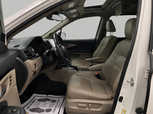 2018 Honda Pilot Vehicle Photo in Appleton, WI 54913