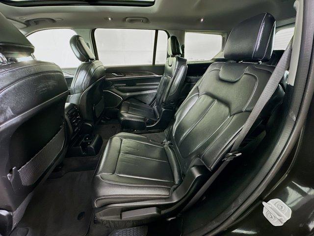 2022 Jeep Grand Cherokee L Vehicle Photo in Doylsetown, PA 18901