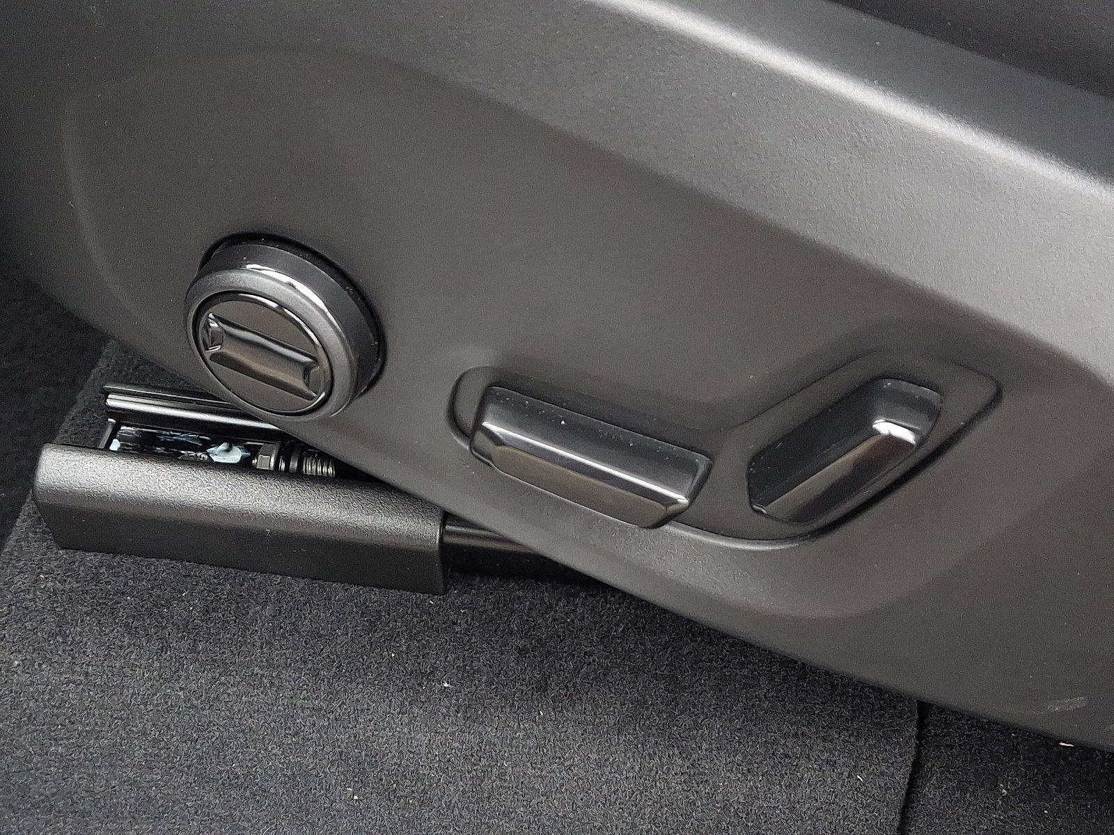 2026 Volvo XC90 Vehicle Photo in Trevose, PA 19053