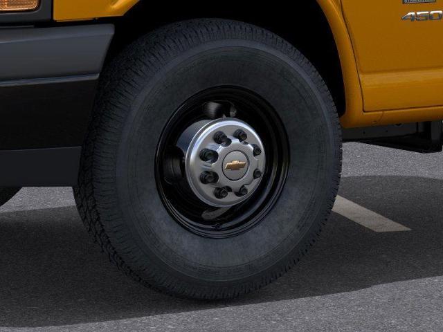 2025 Chevrolet Express Commercial Cutaway Vehicle Photo in TOPEKA, KS 66609-0000