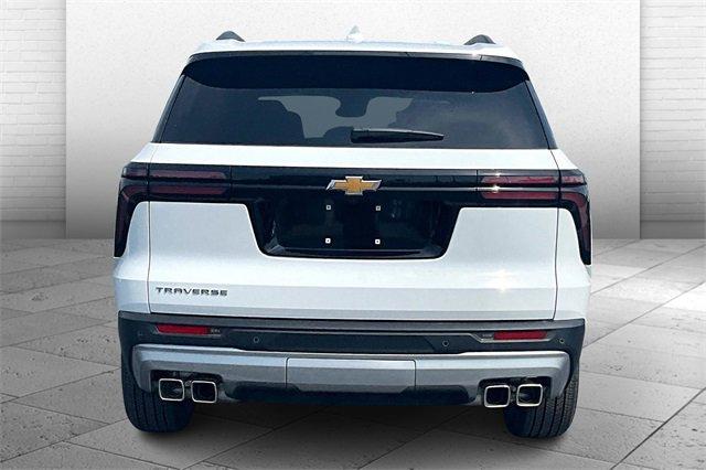 2025 Chevrolet Traverse Vehicle Photo in TOPEKA, KS 66609-0000
